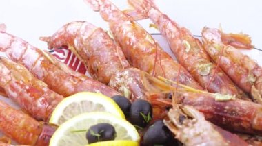 Pirinç ile Norveç ıstakoz