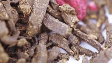 Ivan-Çay Ahududu ile