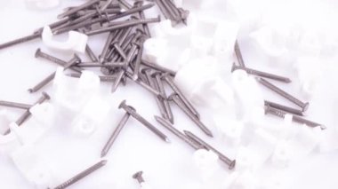 Kablolama ve çivi zımbalama