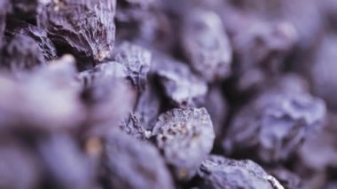 Mavi kuru üzüm yığını