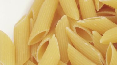 Makarna bir unu bir kaba öğütme