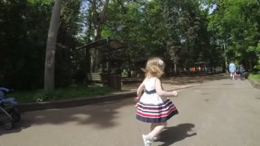 Kız Çocuk Parkı üzerinde çalışan