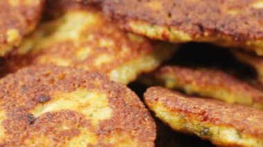 Fry pirzola havyar üzerinden