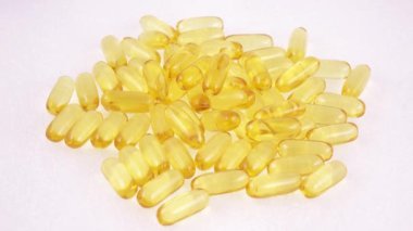 Balık yağı kapsül