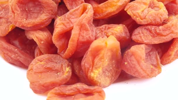 Pile of dried apricots — Stock Video