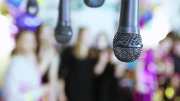 Bar karaoke w rozmycie — Wideo stockowe