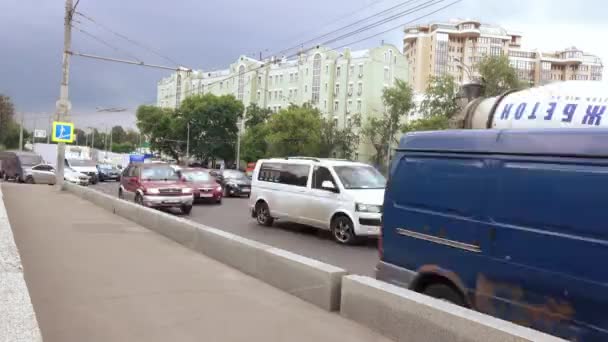 Traffic jam on the bridge — Stock Video