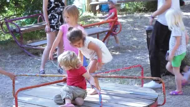 Sommarläger i tält barn — Stockvideo