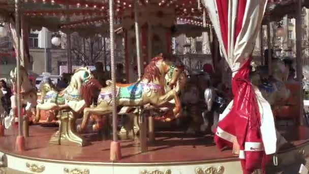 Carousel Perancis di Lapangan Tverskaya — Stok Video