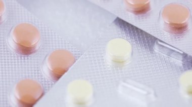 Kabarcıklar tablet ambalaj