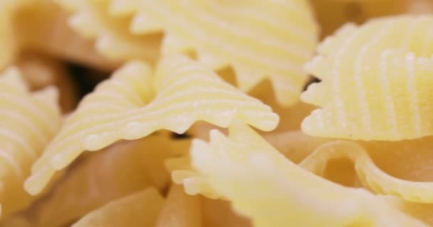 Macaroni Farfalle en vrac — Video