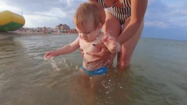 Denizde yüzme eğitimi