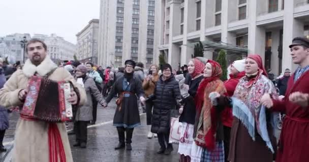 Zingen en dansen van de Kozakken van Kuban — Stockvideo