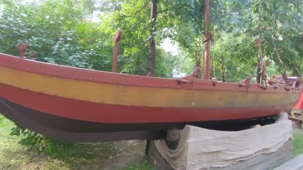 La vita dei Varyag. Barca a remi — Video Stock