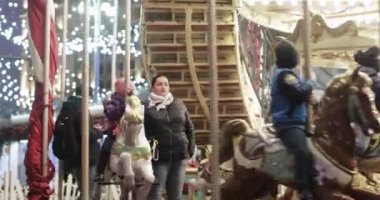 Revolution Meydanı 'ndaki Fransız Atlıkarınca