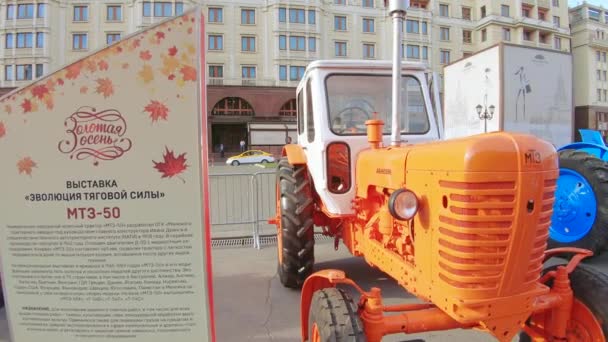 Traktor MTZ-50 Belarus — Stok Video