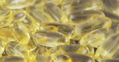 Balık yağı kapsül