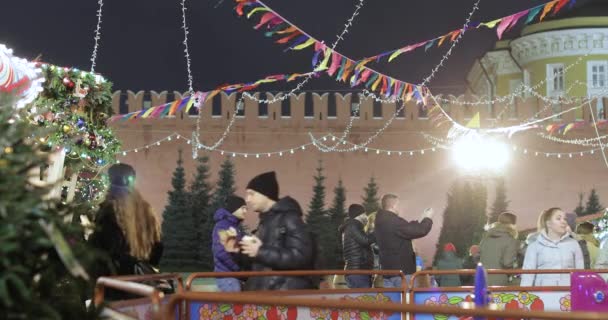 Karácsonyi vásár a Vörös téren — Stock videók