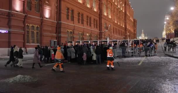 Посетители Красной площади — стоковое видео