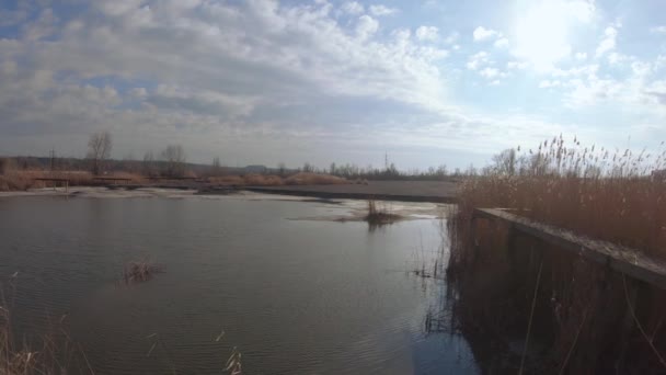 Teich für Schlamm mit Asche — Stockvideo