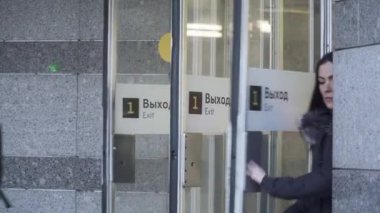 Gorchakova metro istasyonundan çıkış.