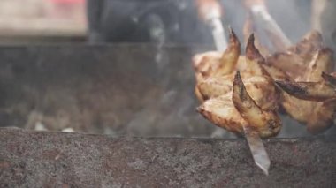 tavuk kanadı pişirmek