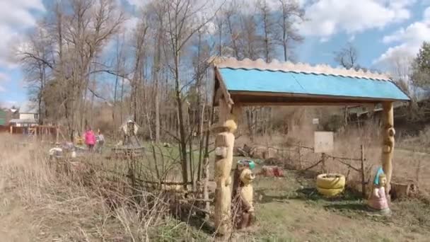 Dětské hřiště ve stylu ruského lidu — Stock video
