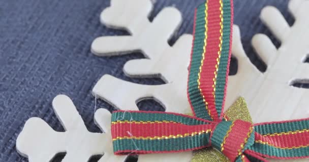 Flocon de neige décoratif avec un arc 