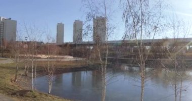 Art arda sıralı gölet Park