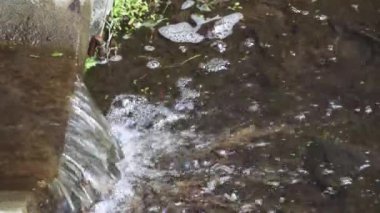 Şehirdeki drenaj boruları
