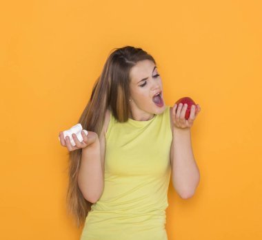 Tatlılar ve sağlıklı gıda arasında zor seçim