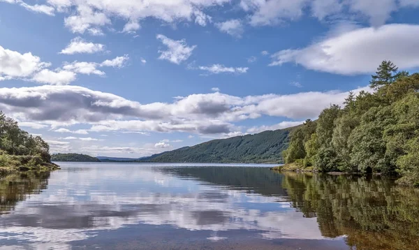 Loch Lomond itt: Skócia — Stock Fotó