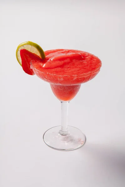 Strawberry daiquiri with lime in a glass — Stock Photo, Image