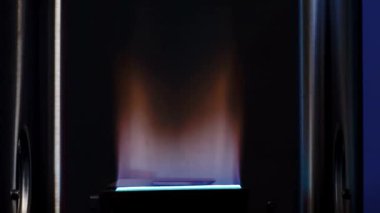 Bunsen burner endotermik reaksiyonlar için kullanılan. Laboratuvar bunsen burner, sterilizasyon, yanma ve Isıtma için kullanılan tek gaz alev. Laboratuvar gaz alev. brülör özel laboratuvar donatımı.