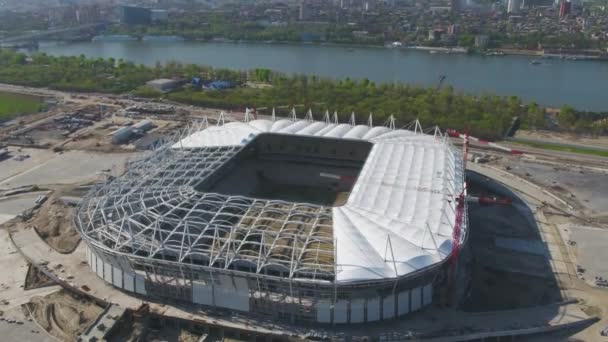 건설 및 축구 경기장의 재건에 공중 볼 수 있습니다. 호스트에 경기장의 재건 2018 년에서 세계 축구 선수권 대회의 일치합니다. 러시아. 건설 회사 빌드 경기장 — 비디오