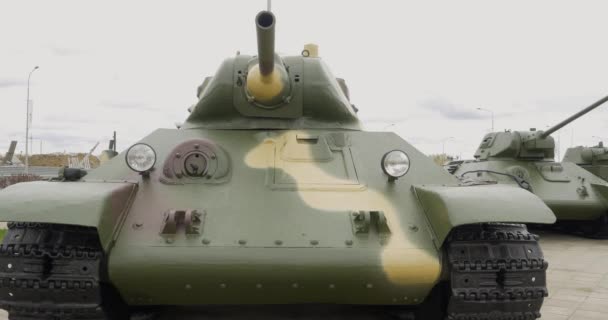 Radziecki t-34 środkowy zbiornik Ww2. Czołg t-34 II wojny światowej — Wideo stockowe