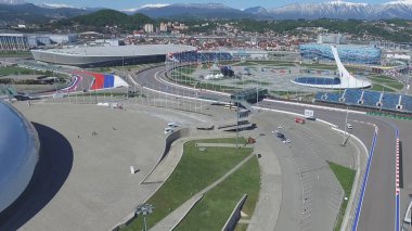 Olympic Park anteni Sochi Olimpiyat ateşi kapta Sochi, Rusya Federasyonu. Sochi Olimpiyat ateşi kase parkta. Orta stella ve stadyum kış oyunları için inşa Fisht. Olimpiyat Kış Oyunları 2014 nesnelerin