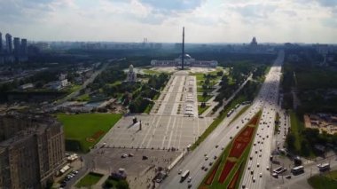 Havadan görünümü Moskova, Rusya Poklonnaya tepede. Poklonnaya Hill, Moskova, Rusya. Heykeli St. George ve ana bina, Müzesi, Büyük Vatanseverlik Savaşı Poklonnaya Hill, havadan görünümü.