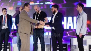 Birleşik Arap Emirlikleri, Dubai - Ekim 2017: İş toplantı ve konferanslar fikirler. Blockchain ve cryptocurrency Dubai Konferansı