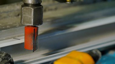 Yüksek hassasiyetli Cnc gaz kesme sac. Sıkıcı kesme metal