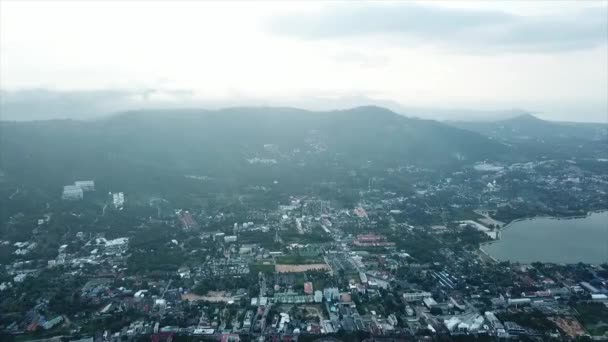 Pattaya Beach. Video. Viewpoint med panoramautsikt på hilltop natursköna utkik pekar, populära i solnedgången, med vidsträckt utsikt över staden och bukten i staden Pattaya Thailand — Stockvideo