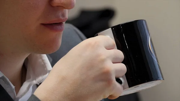 Businessman Having Coffee Break Close Business Man Coffee Cup Close — ストック写真