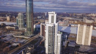 Havadan görünümü apartmanlar karmaşık ve konut mahalle ev sahipliği yapmaktadır. Küçük. Modern luxery konut kompleksi Üstten Görünüm