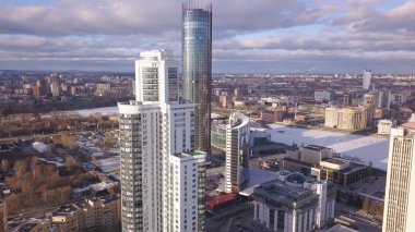 Havadan görünümü apartmanlar karmaşık ve konut mahalle ev sahipliği yapmaktadır. Küçük. Modern luxery konut kompleksi Üstten Görünüm