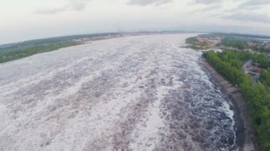 Hidroelektrik Santrali sırtlar Barajı üstten görünüm tarafından. Küçük. Büyük Nehri Hidroelektrik Santrali, üstten görünüm
