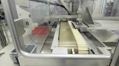 İlaç optik ampul flakon muayene makine. İlaç üretim. İlaç üretim hattı. İlaç arka plan