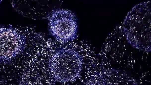 Fuegos artificiales coloridos abstractos que explotan en el fondo negro, lazo sin costuras. Animación. Hermosos destellos que aparecen en el cielo negro de la noche, concepto de celebración . — Vídeo de stock