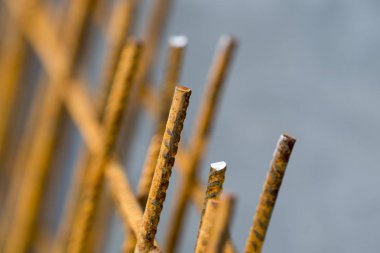 Daha fazla güç eklemek için beton konstrüksiyon koymak için hazırlanan çelik Mesh yakın