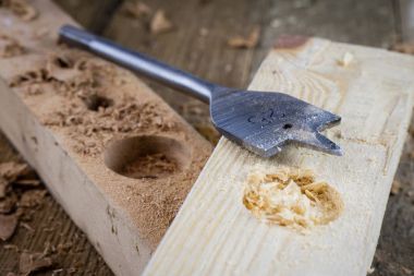 Eski marangozluk. Büyük bir tutku, harika iş. Eski marangozluk işleri