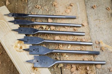 Eski marangozluk. Büyük bir tutku, harika iş. Eski marangozluk işleri